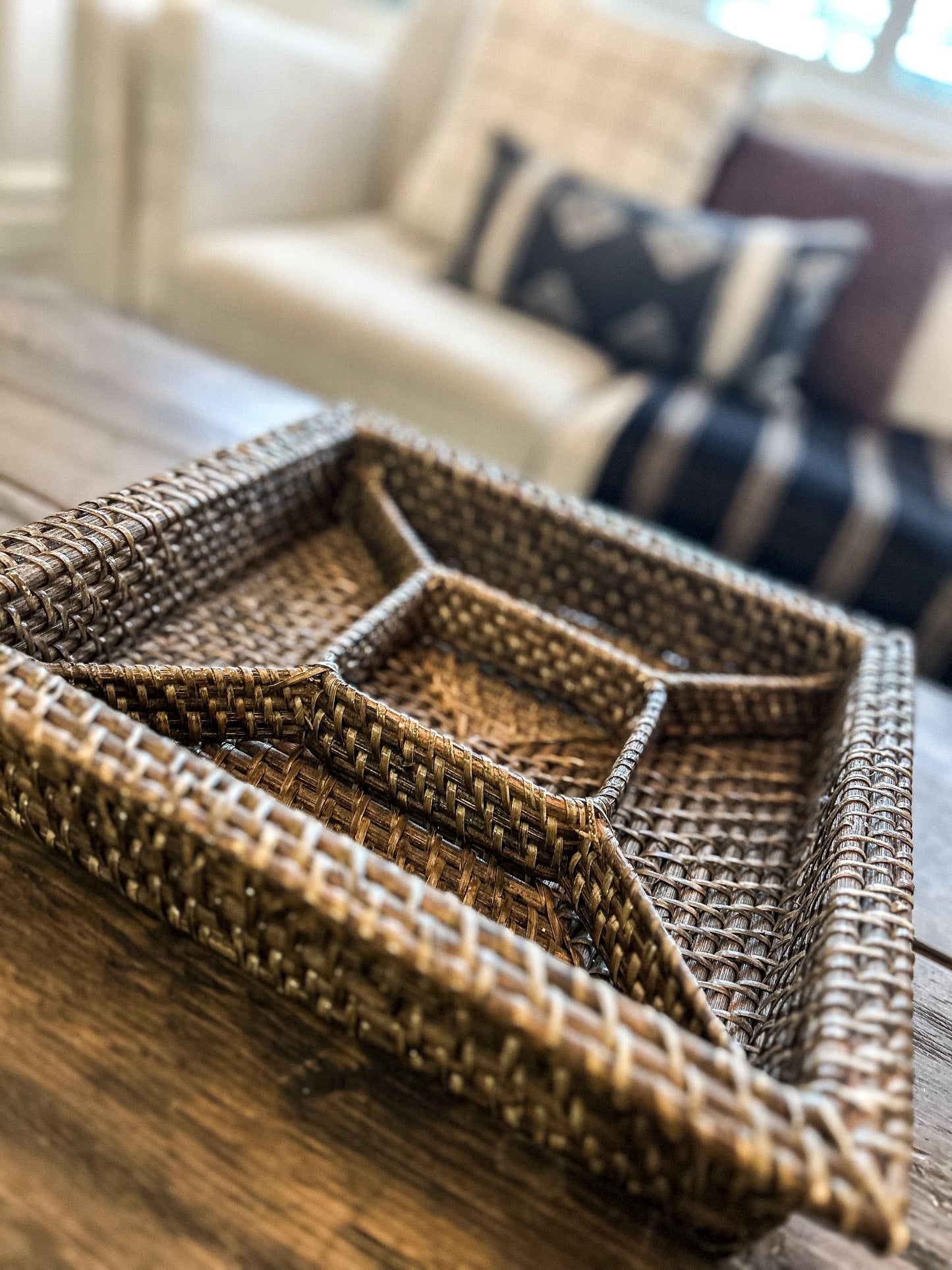 wicker divider tray