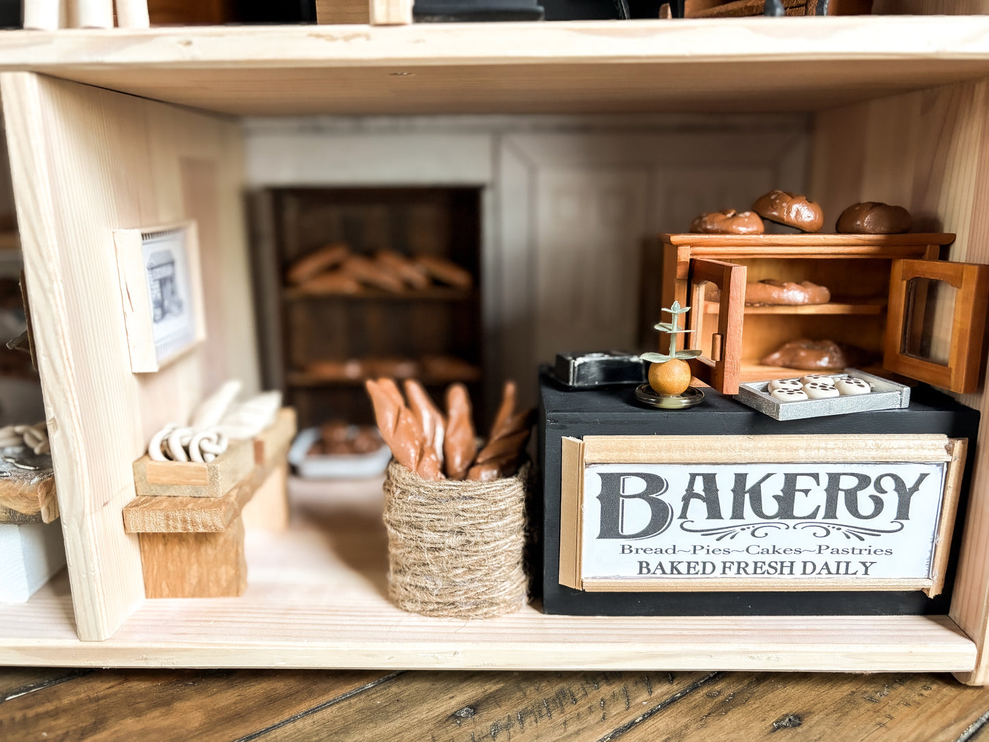 the little grey bakery café