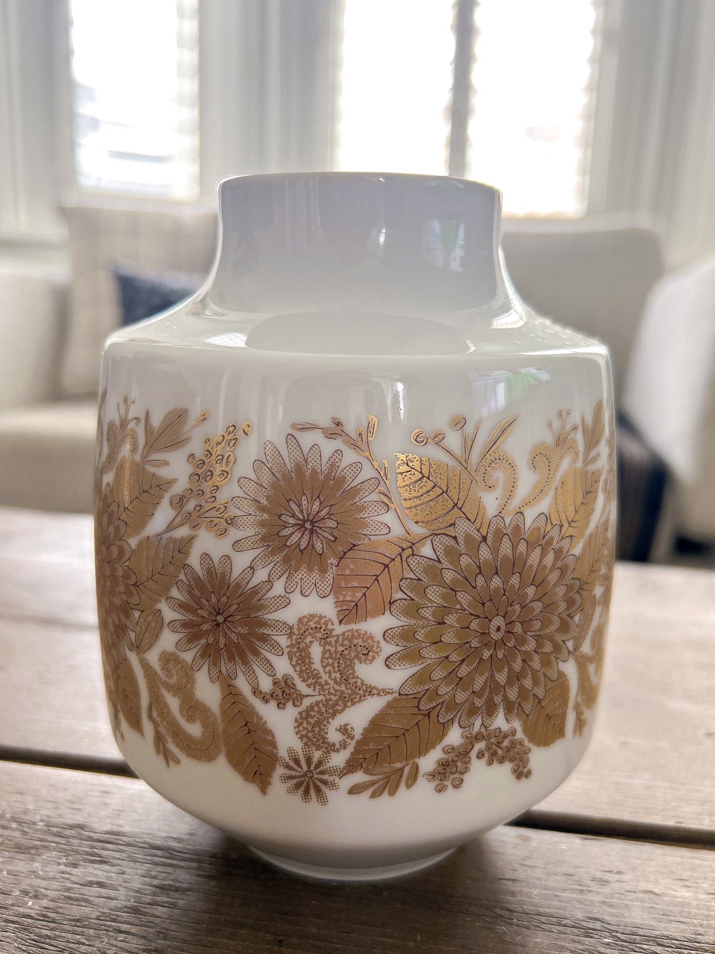 kaiser eden white and gold ceramic vase